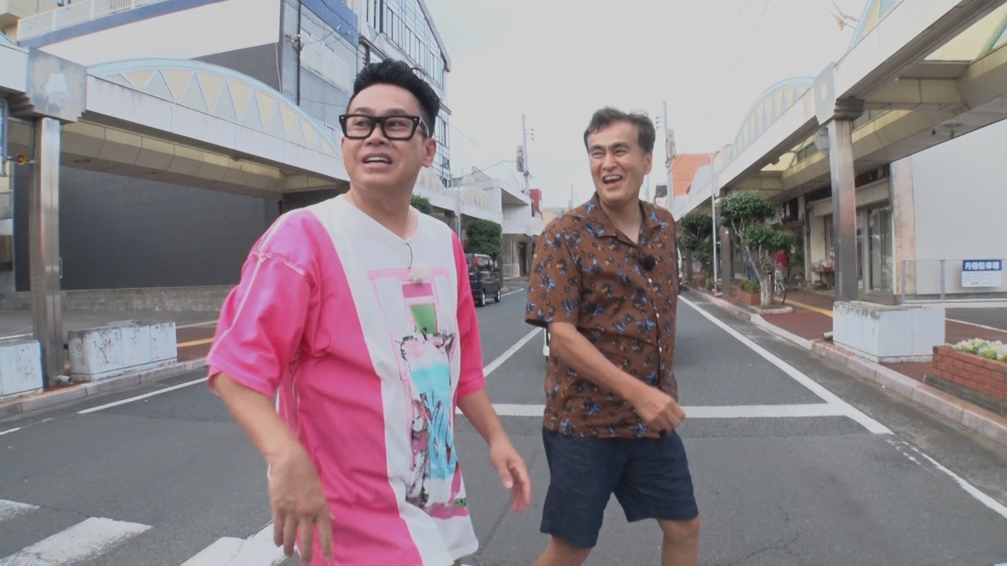 左から、宮川大輔、石原良純