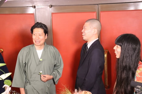 トキと金属バット