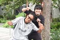 凛凛パーカー。左からレオ、南條