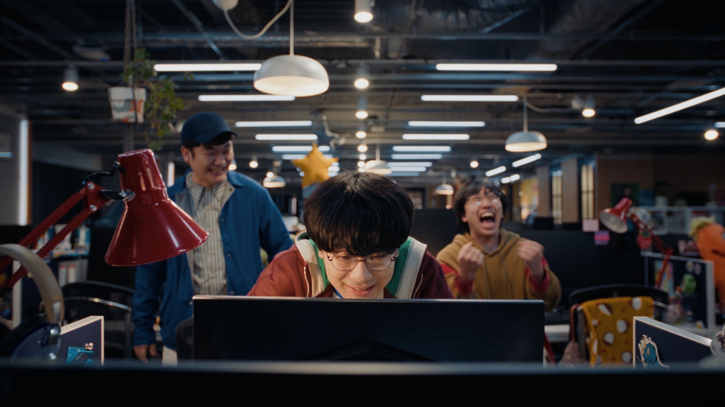 「サントリー生ビール」CM「UNDEAD」編より