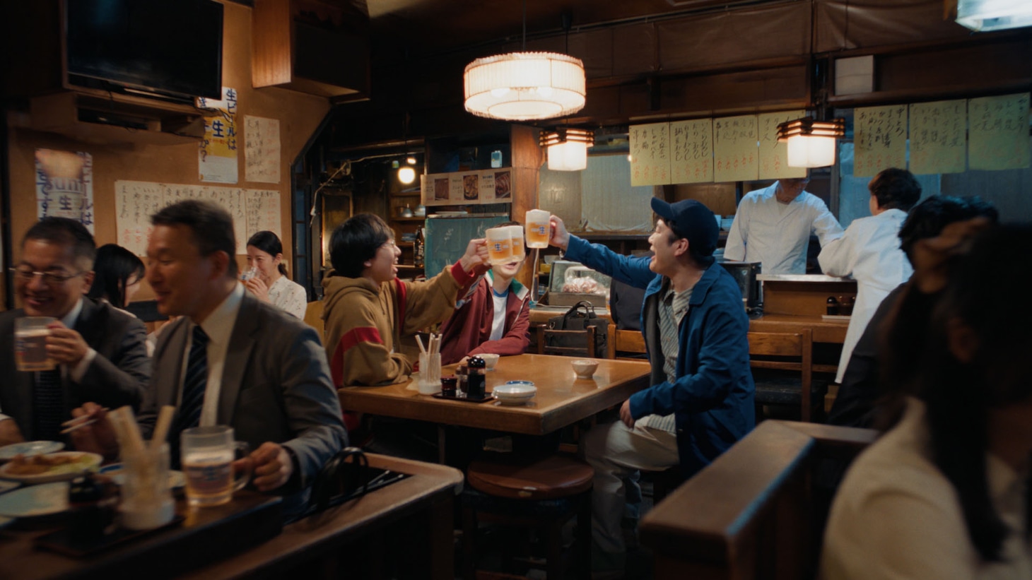 「サントリー生ビール」CM「UNDEAD」編より