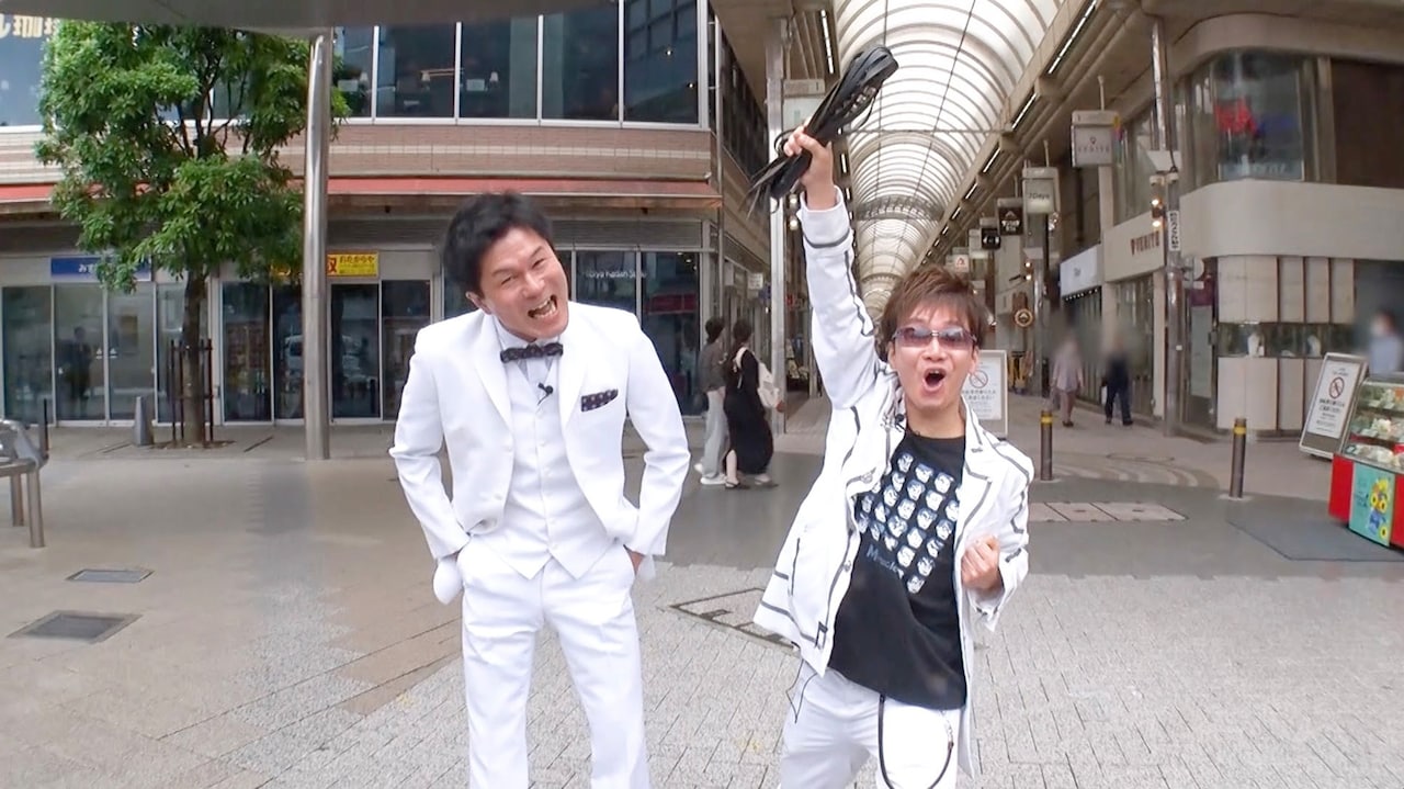 左から野田ちゃん、日焼寿司