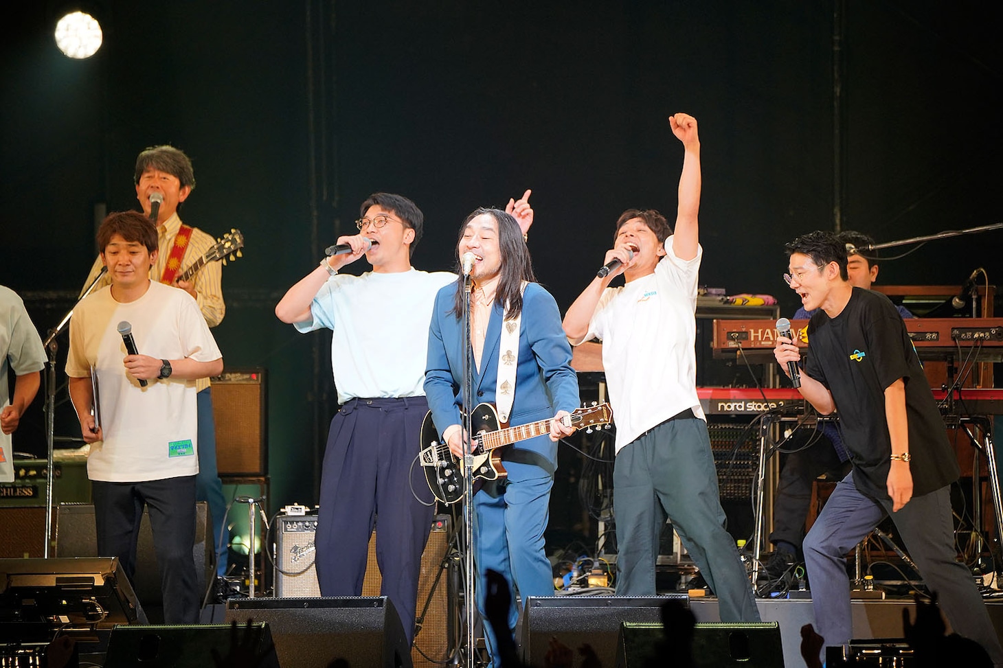 ウルフルズのライブの様子