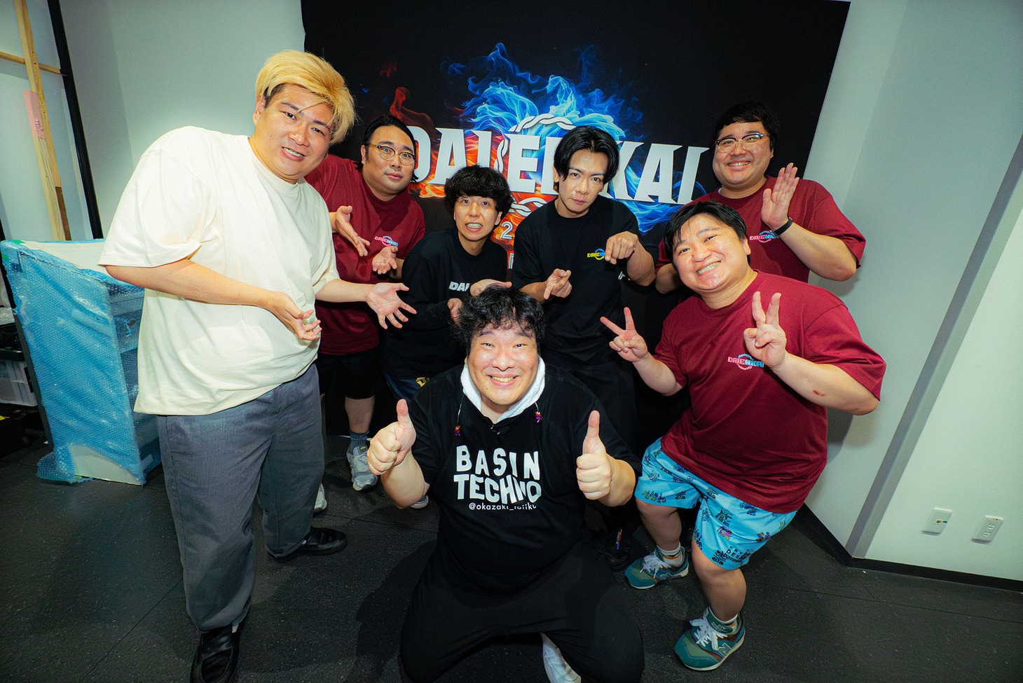 マヂカルラブリー、ニッポンの社長、ビスケットブラザーズ、岡崎体育