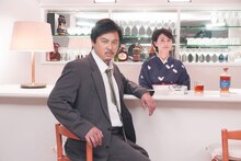 「架空名作劇場」に出演する（左から）アルコ＆ピース平子、友近 ©テレビ東京