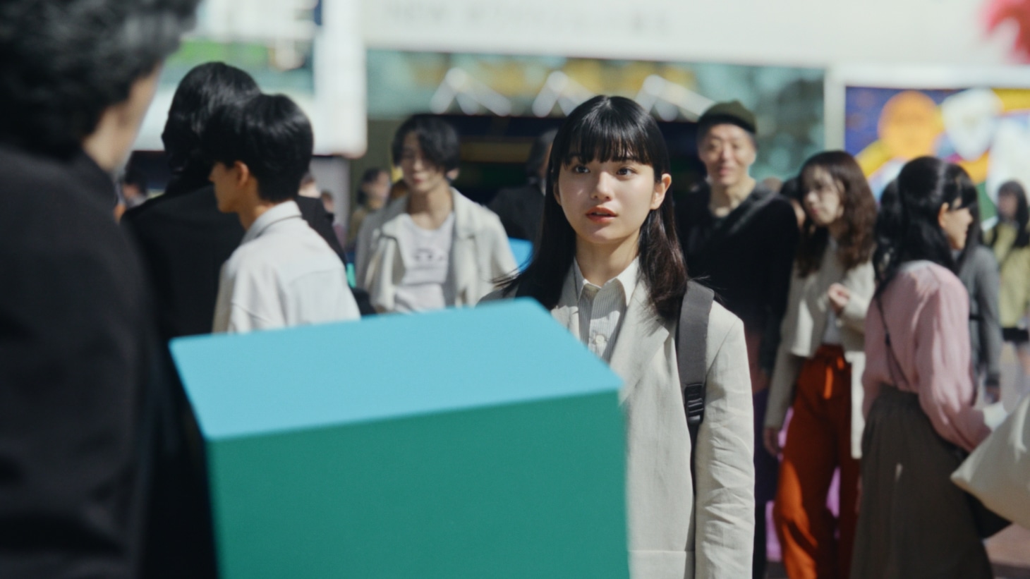 「求人ボックス」のCM「増殖」編より