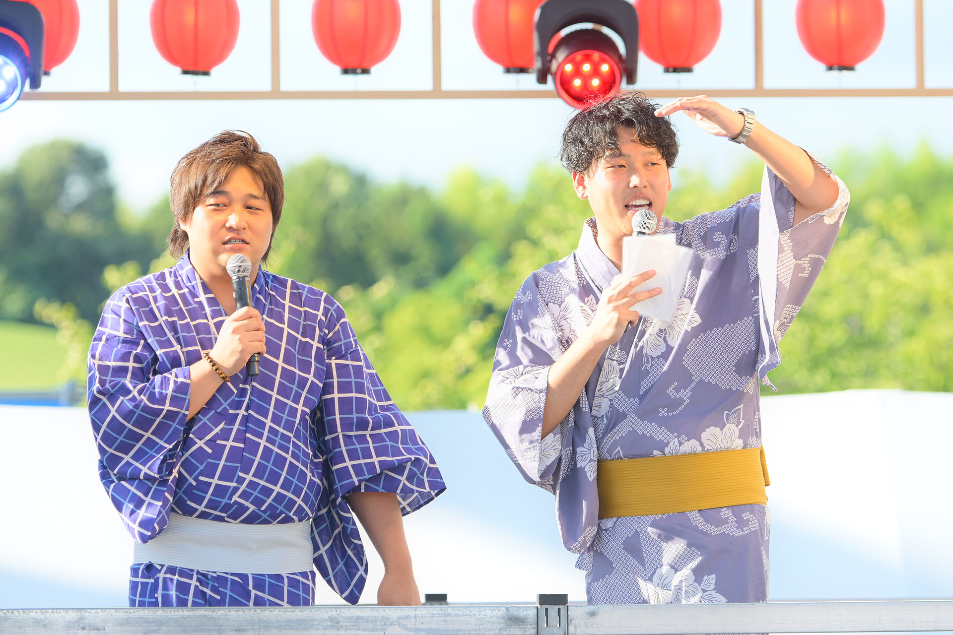 ‼️でた‼️42インチテレビ‼️たしか❓2011年笑笑 ダブルヒガシ [画像ギャラリー 17/63] - お笑いナタリー