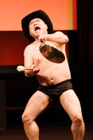 ハリウッドザコシショウ（撮影：二瓶 彩）