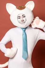 ニャンコさん役のソマオ・ミートボール