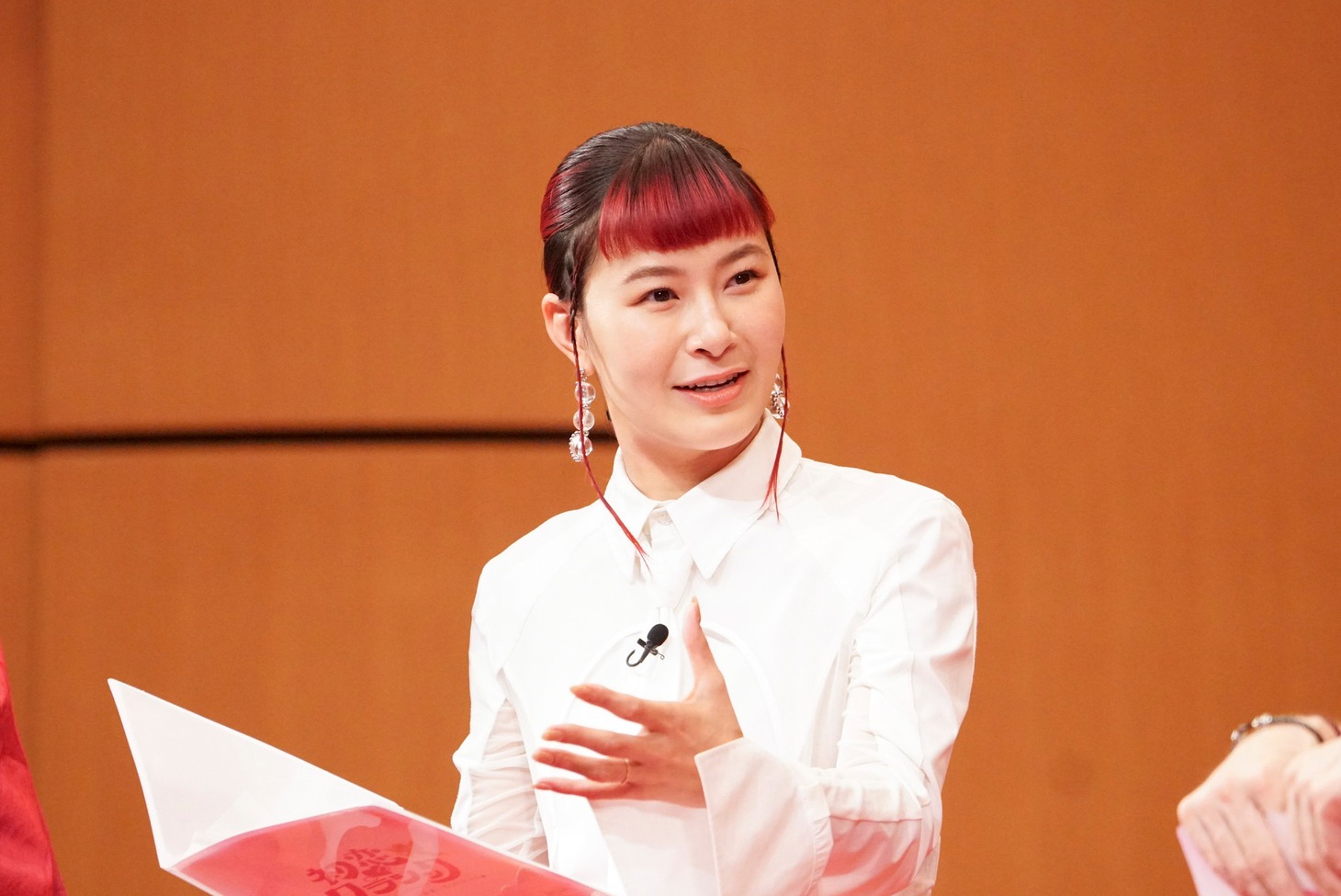 村上佳菜子