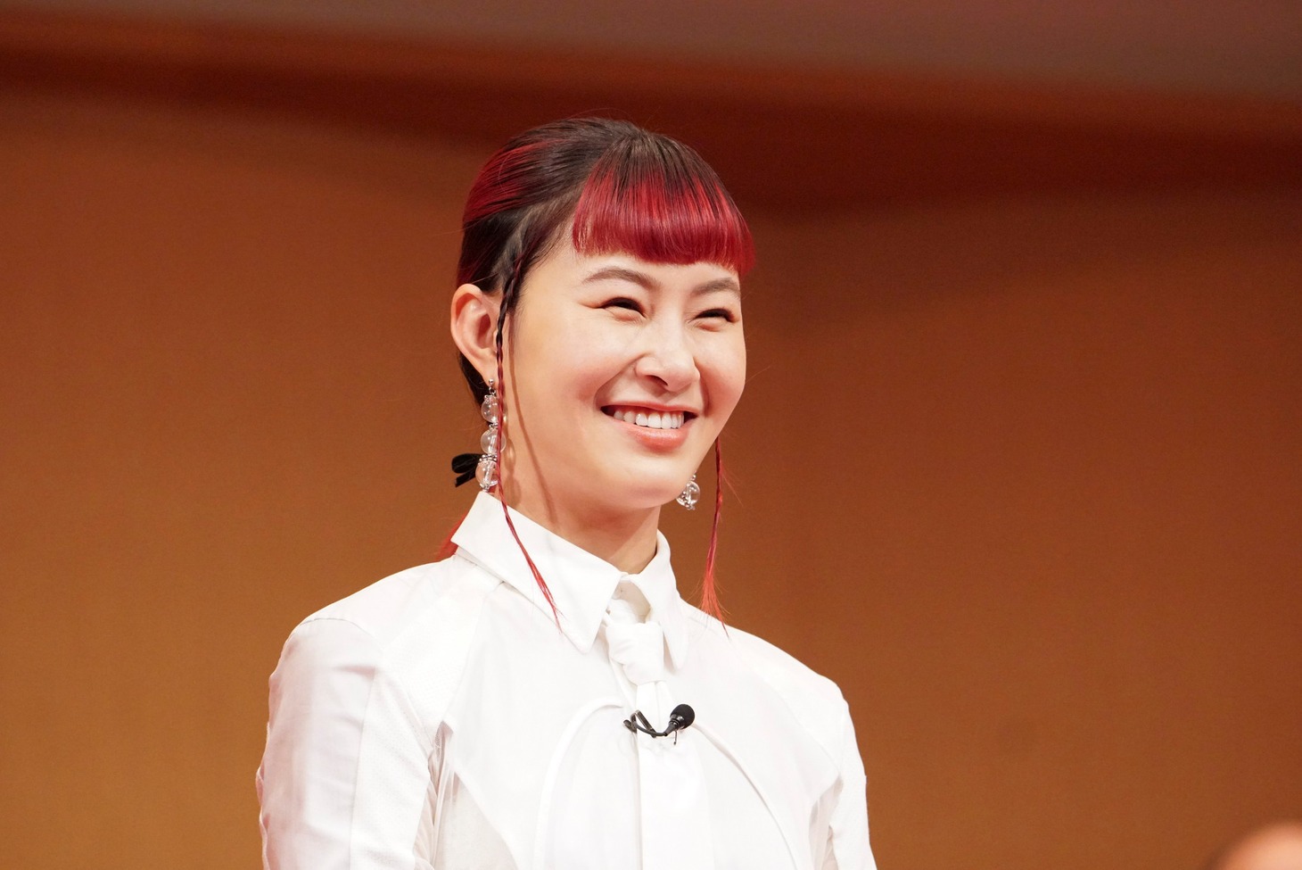 村上佳菜子