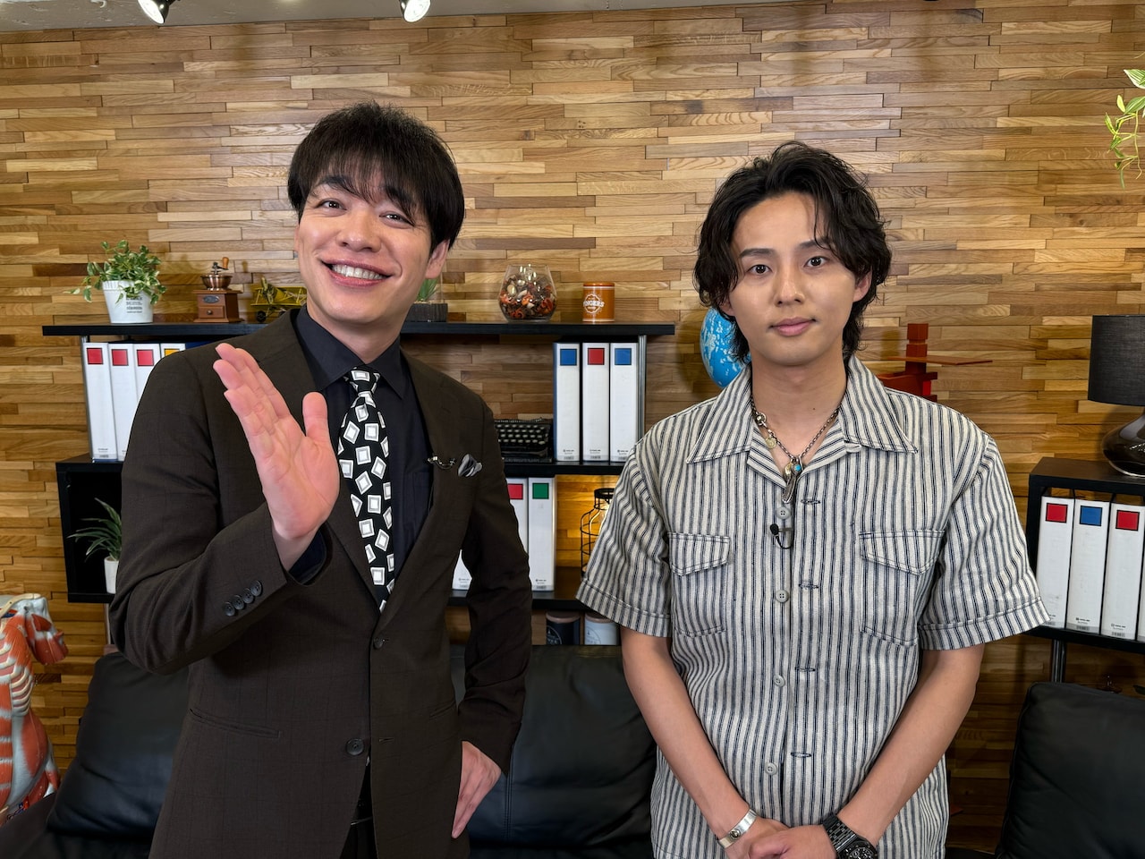 左から麒麟・川島、藤ヶ谷太輔