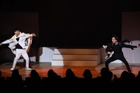 人体改造したメンバーたちが溜口の助太刀に入る