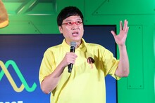 AIに「きのこの山」派だと判定された南海キャンディーズ山里