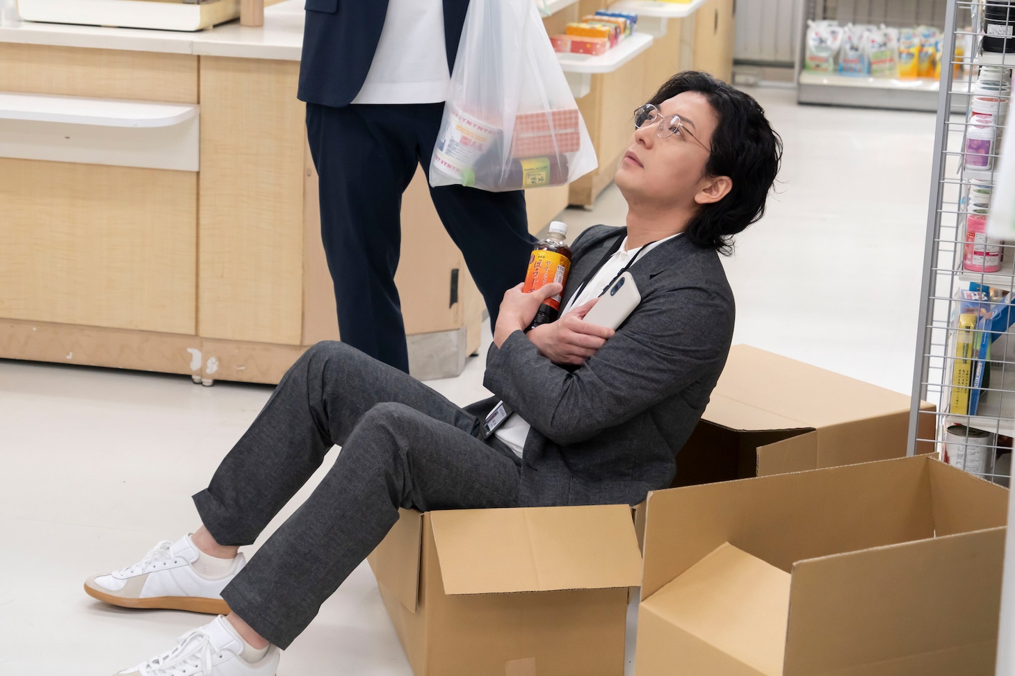 CM撮影中のニューヨーク嶋佐