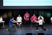 ナイチンゲールダンス・ヤスとさや香・新山がかめはめ波を打ち合う