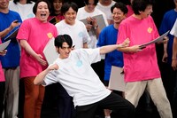 ツートライブたかのりの「ホーム・アローンの泥棒だ～」には会場爆笑