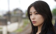 「次元を超える」より、芋生悠演じる野々花