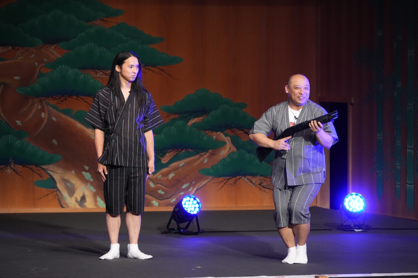 「圧縮祭・特製・クレー射撃」を撃つことで魂を復活させ、浄化させていったトム・ブラウン