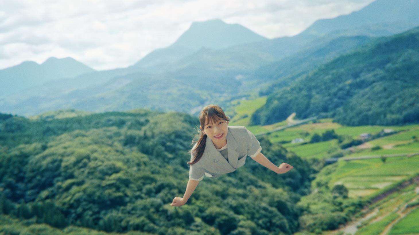 「ドラゴンボール ゲキシン スクアドラ」CM「ぶっとび集合」編より。