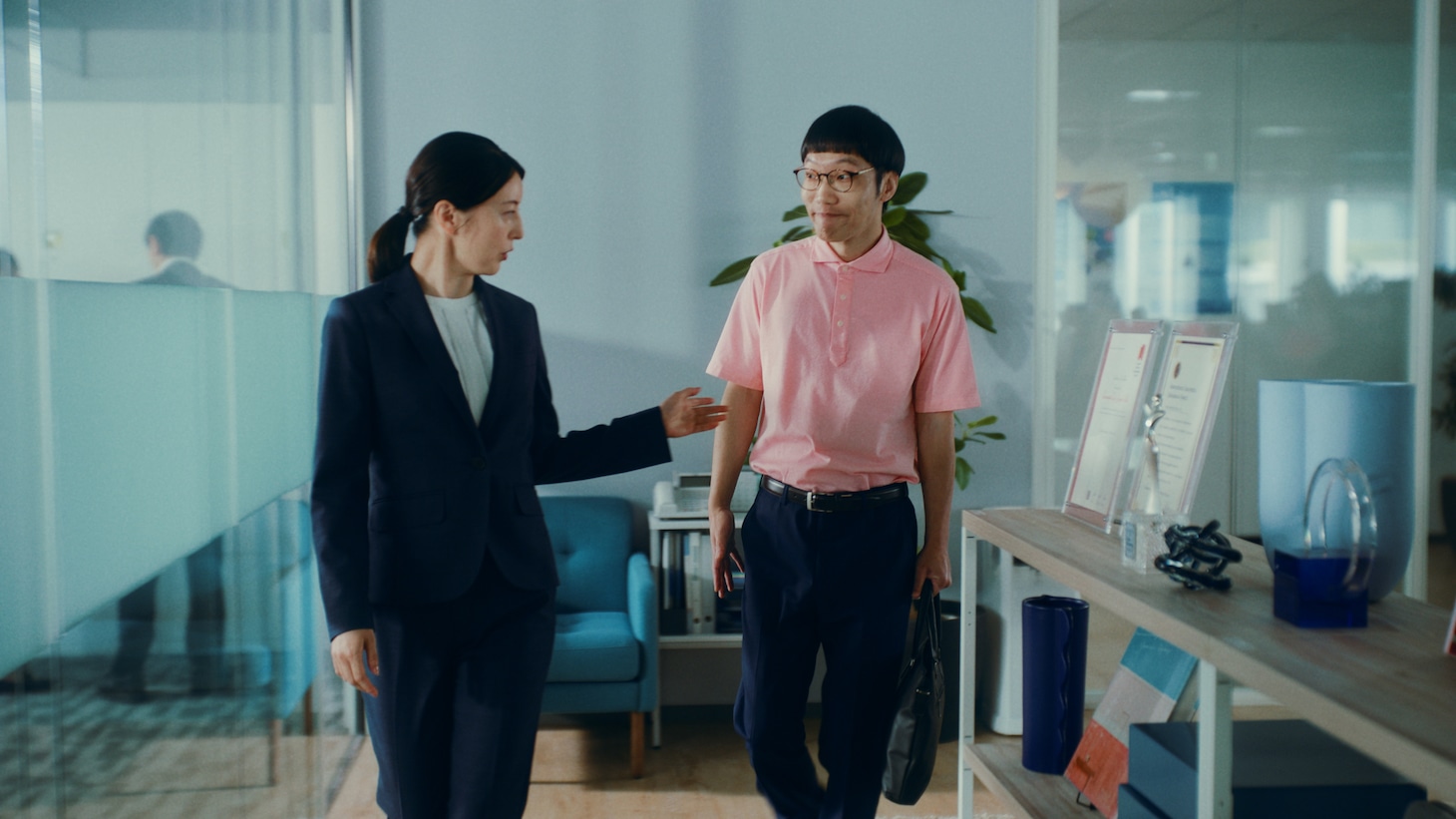 OpenWork CM「服装自由」編より