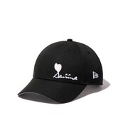 ニューエラと明石家さんまのコラボレーションモデルのイメージ