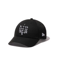 ニューエラと明石家さんまのコラボレーションモデルのイメージ