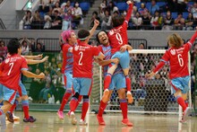 「もりちゃんずフットボールフェス2025」に出場した、見取り図・盛山ら「もりちゃんずユナイテッド」