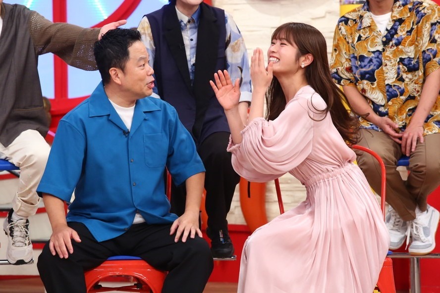 左からダイアン津田、渋谷凪咲