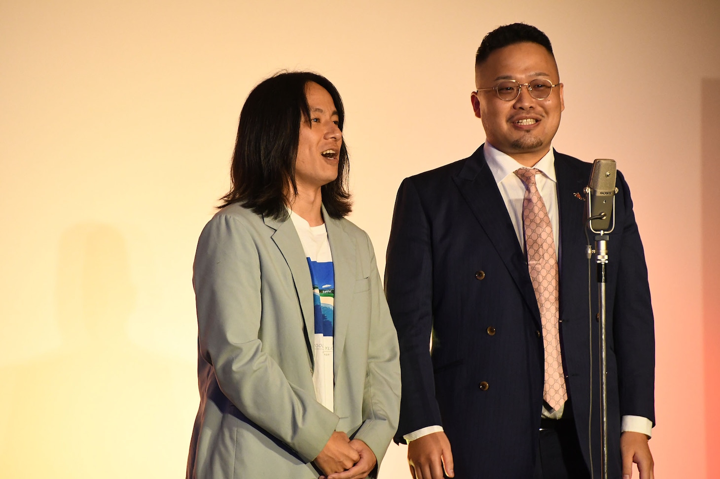 愛凛冴