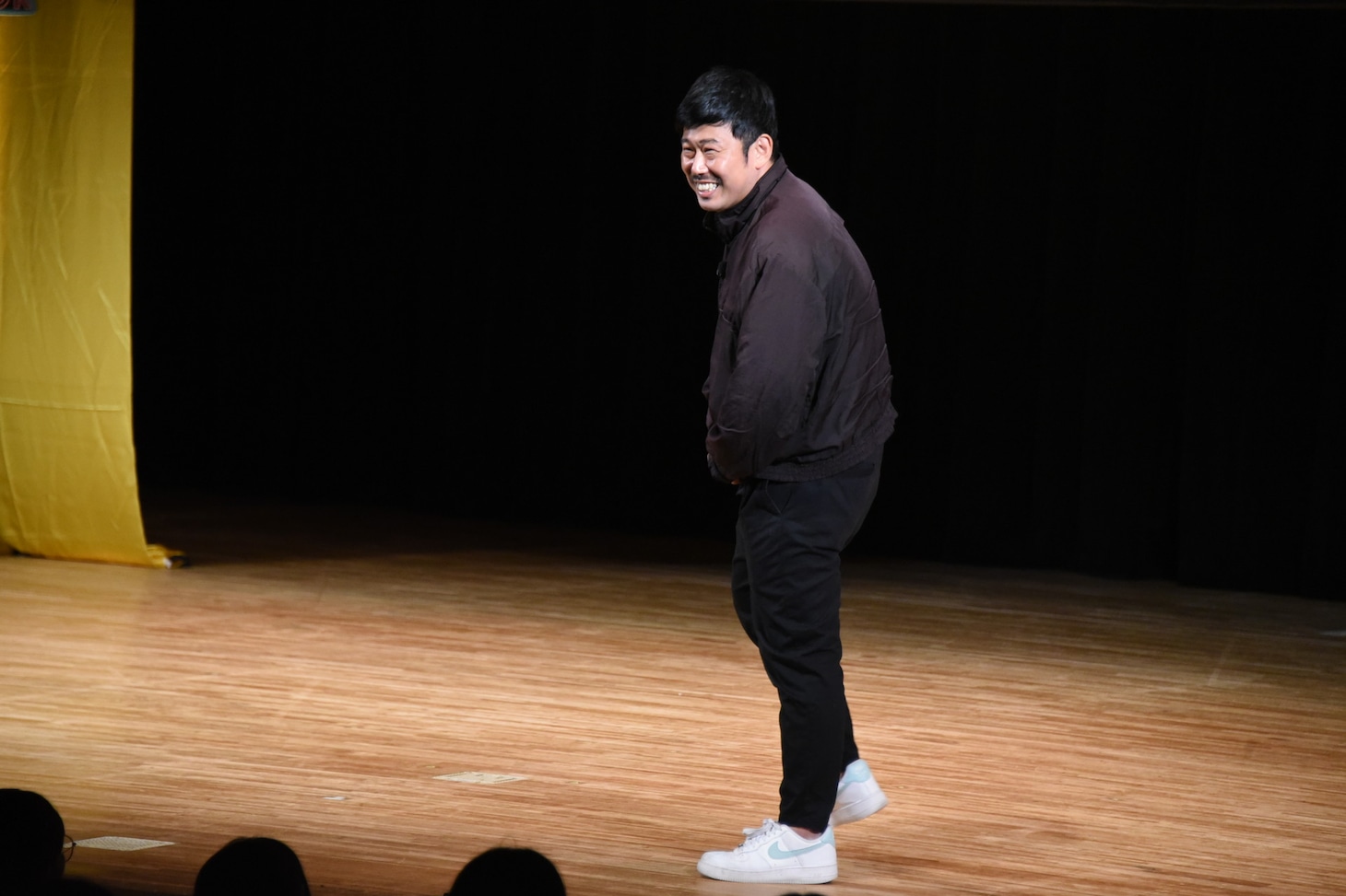 岡野陽一