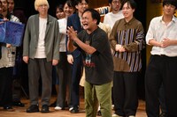 エンディングでも単独ライブの告知をする鬼ヶ島・野田