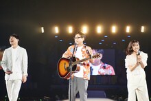 左から麒麟・川島、おだみょん、田村真子アナ