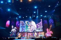 サンボマスターによるパフォーマンス