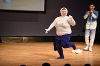 走り回るオダウエダ植田