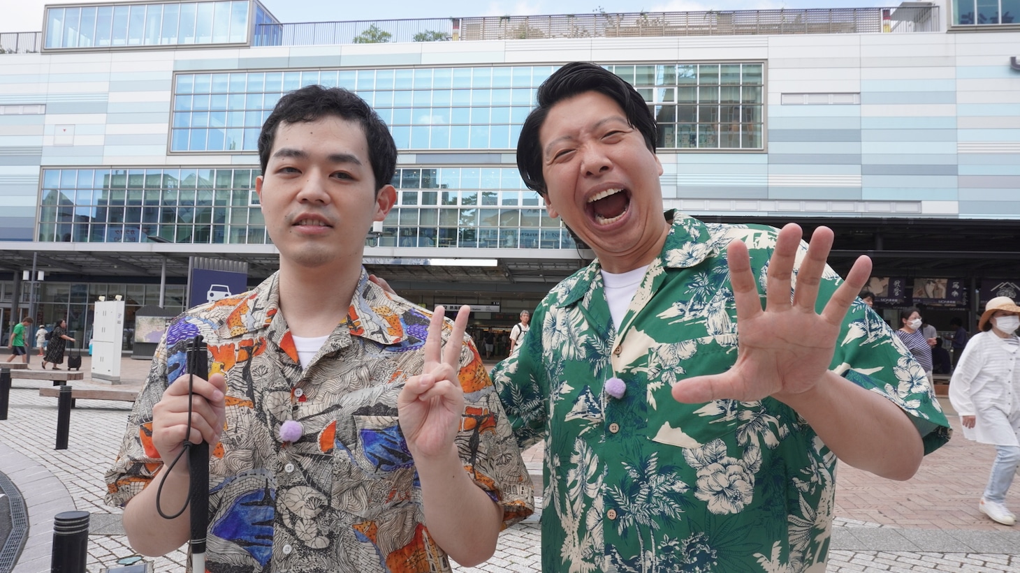 「濱田祐太郎のブラリモウドク」1時間特番に出演する（左から）濱田祐太郎、藤崎マーケット・トキ