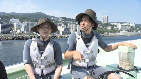 (左から)濱田祐太郎、藤崎マーケット・トキ