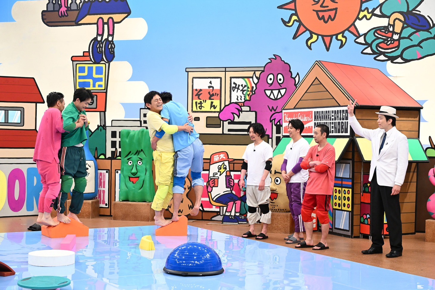 「火曜は全力！華大さんと千鳥くん」のワンシーン