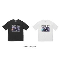 会場で販売される「ペリー・キービッグシルエットTシャツ」