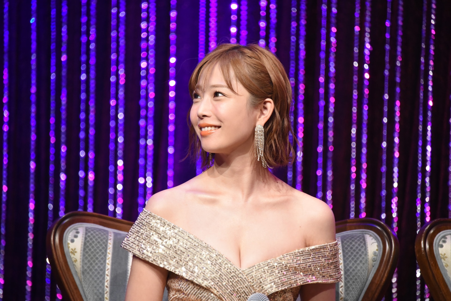 紗倉まな