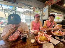 左から、有吉弘行、アンガールズ田中、さや香・新山