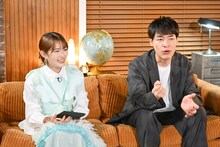 左から、井上咲楽、麒麟・川島