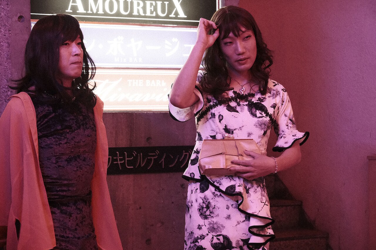 男性ブランコ平井、“夜の蝶”ことNo.2ホステスひらりに扮する　オダギリジョー監督映画で