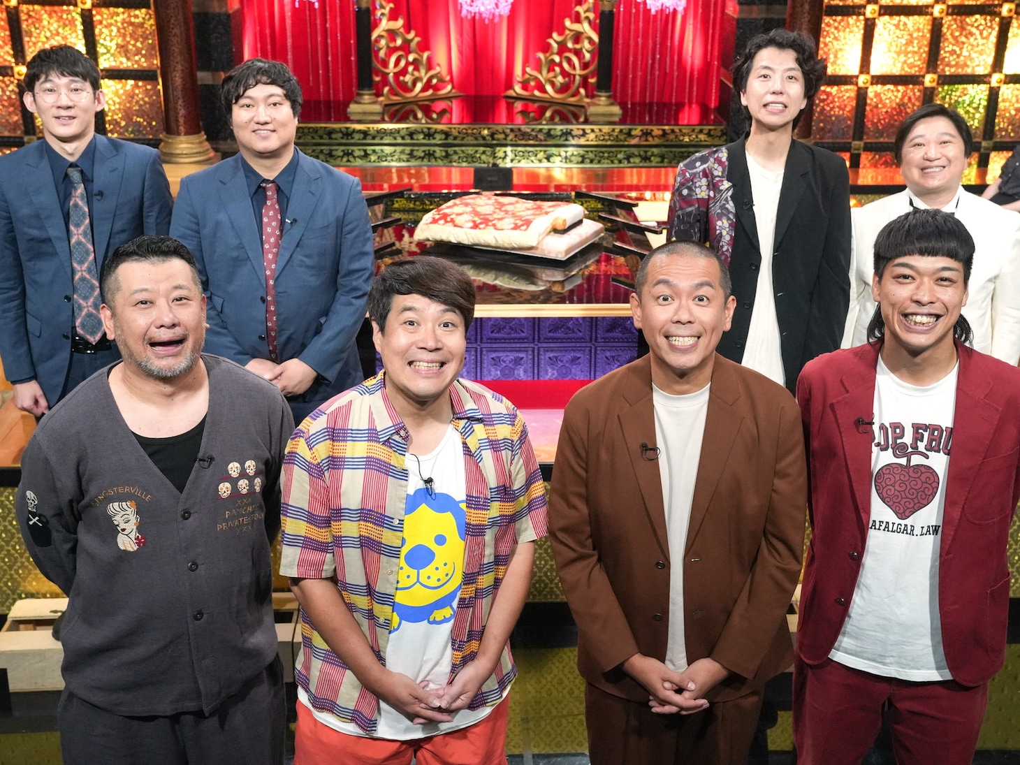 「フットンダ～秋の陣～」#2に出演する（前列左から）ケンドーコバヤシ、タカアンドトシ、バッテリィズ・エース、（後列左から）ロングコートダディ、ニッポンの社長
