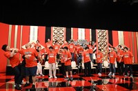 手押し相撲は2回行われ、2回ともこのありさま