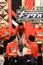 ベルナルドがほかのコンビに負けないところは「マセキの菜々緒」こと大将の脚の長さ。菜々緒ポーズを披露すると、ロングコートダディ兎に「逆じゃない？」と指摘される