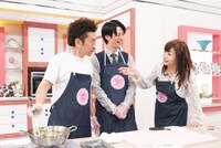 左からツートライブ、ハイヒール・モモコ