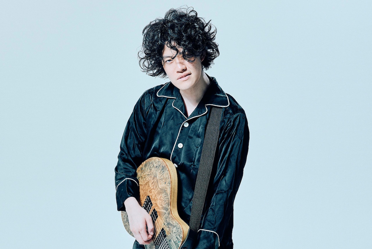 粗品の音楽活動にフォーカスした展覧会「粗品の音楽」