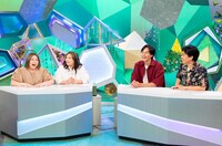 左から、海原やすよ ともこ、カベポスター