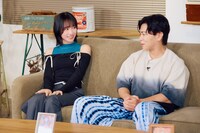 マヂカルラブリー・野田クリスタル（右）と野口衣織（左）の“気まずい2ショットトーク”